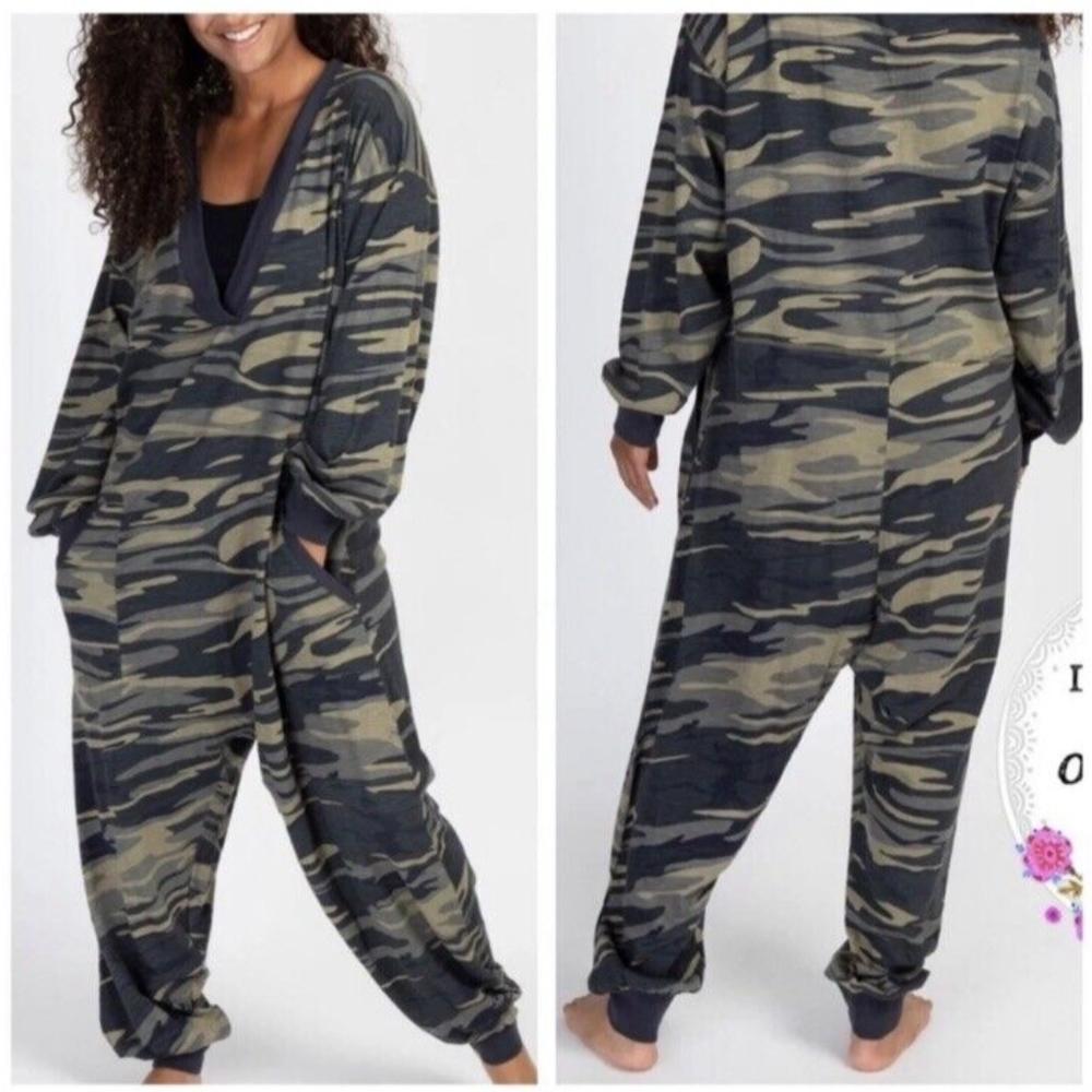 Natural Life Johnnie Cotton Jumpsuit Large Camouflage Cozy Boho Casual